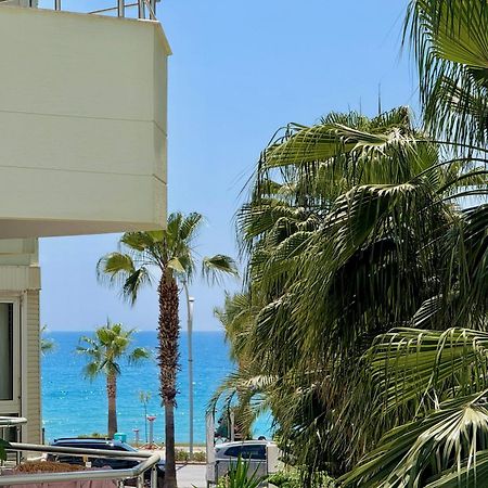 אלאניה Sa Apartments! Beachfront Apartment With Sea View & Pool מראה חיצוני תמונה