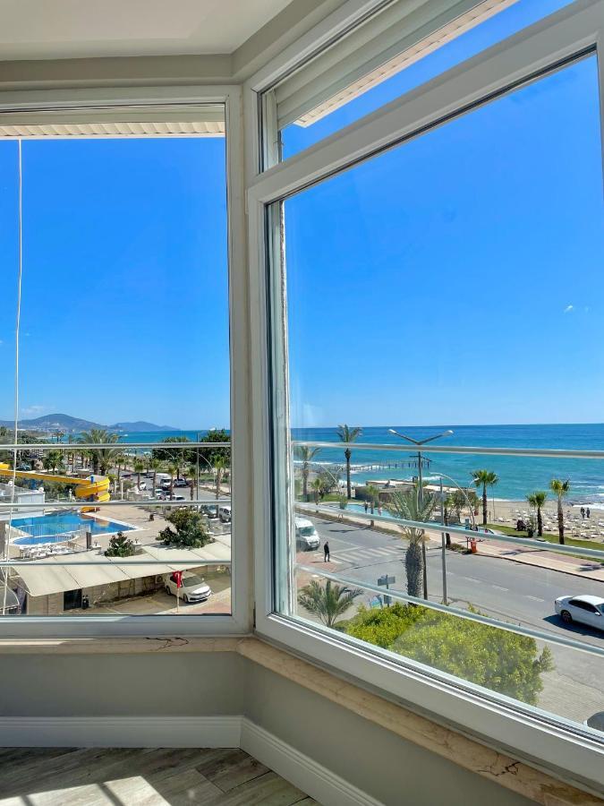 אלאניה Sa Apartments! Beachfront Apartment With Sea View & Pool מראה חיצוני תמונה