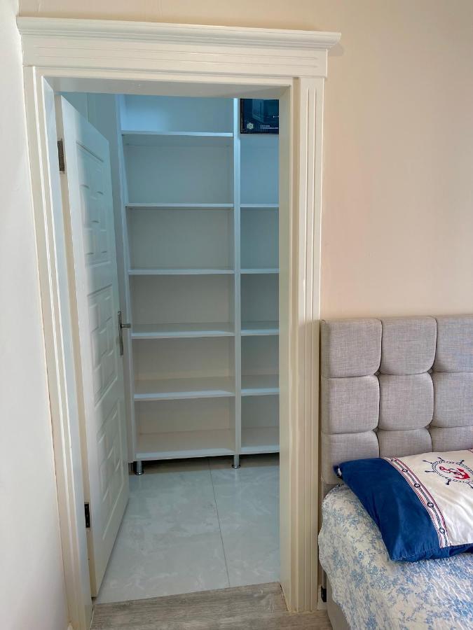 אלאניה Sa Apartments! Beachfront Apartment With Sea View & Pool מראה חיצוני תמונה