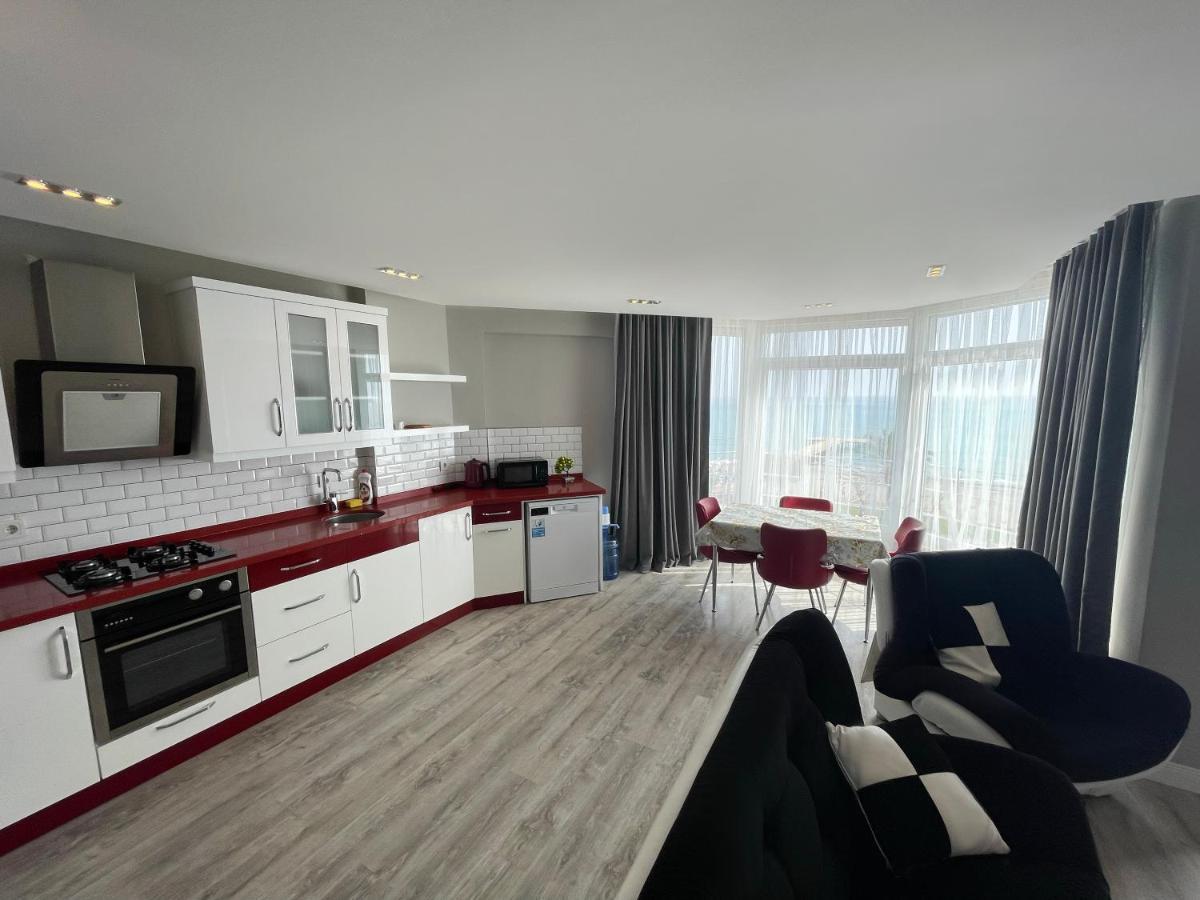 אלאניה Sa Apartments! Beachfront Apartment With Sea View & Pool מראה חיצוני תמונה