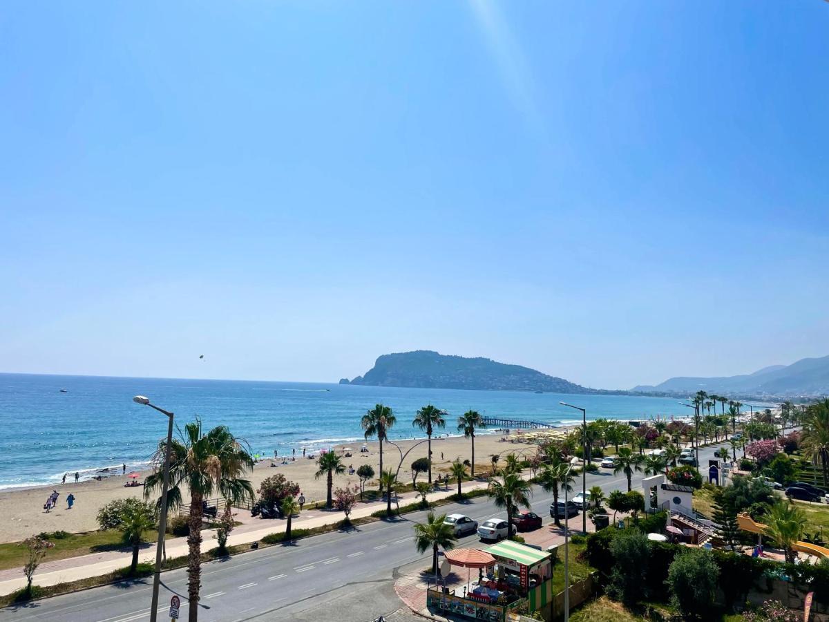 אלאניה Sa Apartments! Beachfront Apartment With Sea View & Pool מראה חיצוני תמונה